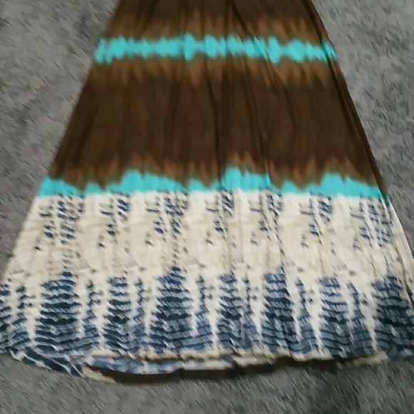 CLEARANCE /Make an offer! Maxi Halter Dress Sz M - Picture 3 of 5